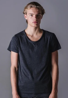 Men's Raw Scoop T
